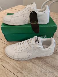 Scarpe Diadora numero 38, nuove