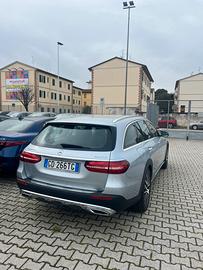 Mercedes e 220 alterrain