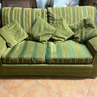 Divano 2 posti con letto interno
