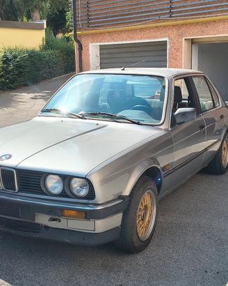 BMW serie 3 E30 1987 318