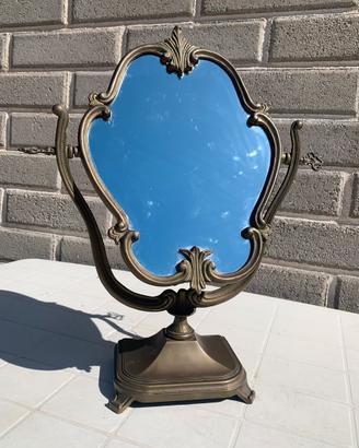 Specchio antico di bronzo bellissim