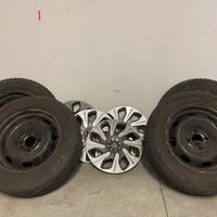 Gomme invernali con cerchi Citroen C3
