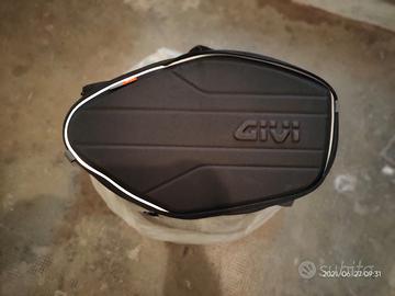 Telaio e borse moto givi