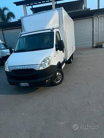 Iveco Daily 35 C 15 con motore 3000