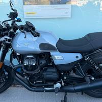 Moto Guzzi v7 Sport