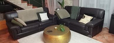 Coppia di divani in vera pelle