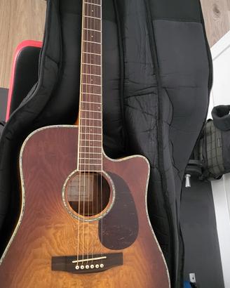 TAKAMINE EG333C 