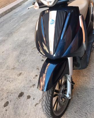 Piaggio Beverly