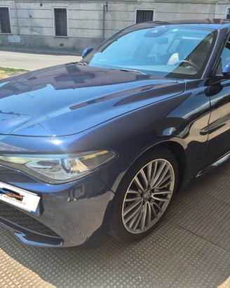 Alfa Romeo Giulia 2.2 Turbodiesel 150 CV AT8 Busin