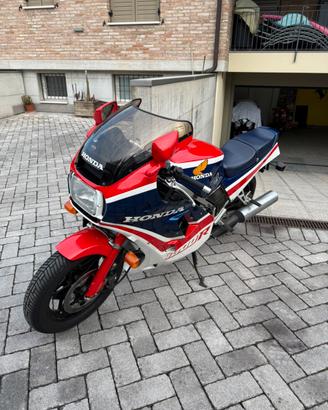 Honda VF1000R