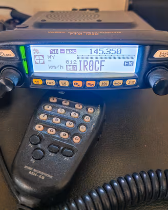 RICETRASMETTITORE YAESU FTM-100 VHF UHF C4FM 