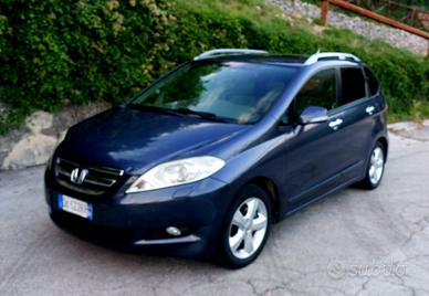 Honda FR-V 2.2 cdti
