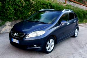 Honda FR-V 2.2 cdti