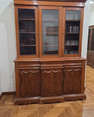Vetrina in legno