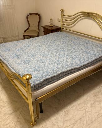 Letto matrimoniale completo in ottone
