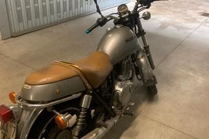 moto Suzuki vintage