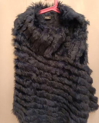 Poncho in maglia e pelliccia