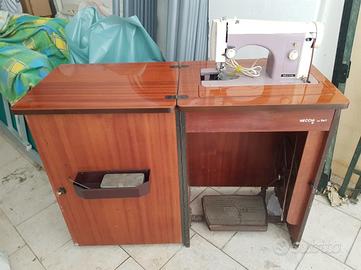 Macchina per cucire Necchi