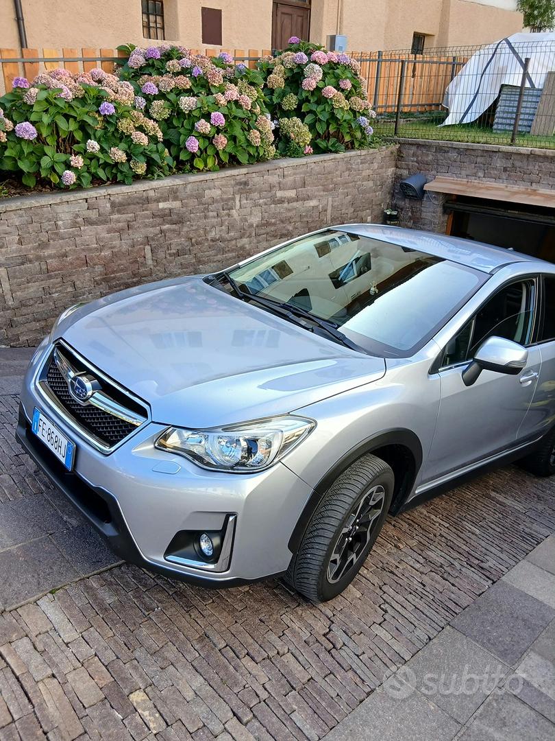 Subaru Xv 2016 photo 2