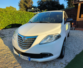 Lancia Ypsilon 0.9 Twinair platinum Automatica