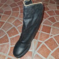 Stivaletto similpelle nero
