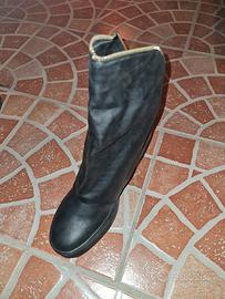 Stivaletto similpelle nero
