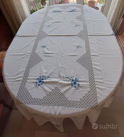 Servizio da tavola artigianale d'epoca