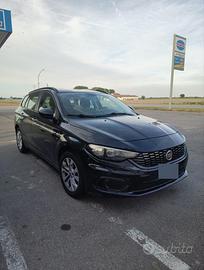Fiat Tipo 1.6 MultiJet SW Business