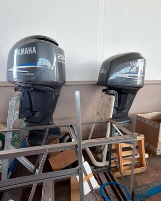 Coppia fuoribordo Yamaha F250aetx del 2008/2009