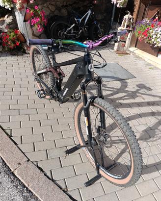 bici da enduro elettrica 
