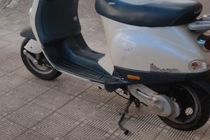 Piaggio Vespa ET2 50  Tagliandata pronta all'uso 