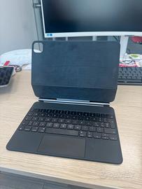 Magic Keyboard iPad 11"