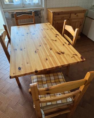 Tavolo da cucina in  abete con 4 sedie impagliate