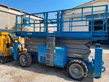 Piattaforma diesel JLG 4394RT 15metri 2007