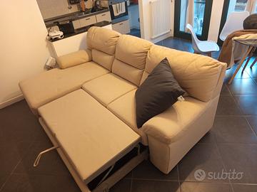 DIVANO LETTO CON PENISOLA