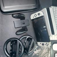 Nintendo SWITCH OLED + GIOCHI E ACCESSORI