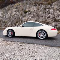 Porsche Carrera s 911  997 mk2