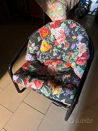 Poltrona moderna con imbottitura