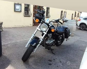 Suzuki 250 Marauder custom