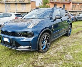 Lynk e Co 01 PHEV