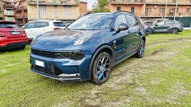 Lynk e Co 01 PHEV