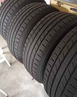 Gomme auto