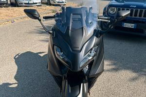 Yamaha T Max 560