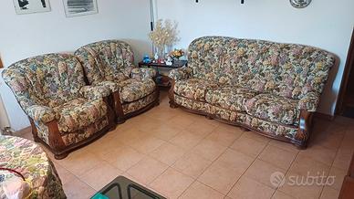 Salotto, divano + poltrone