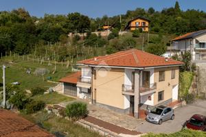 VILLA SINGOLA A VERZUOLO