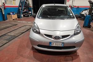 Toyota Aygo 1.0 12V VVT-i 5 porte Sol