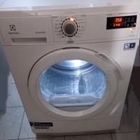 asciugatrice Electrolux 9 kg inverter pari al NUOV