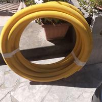 tubo gas incamiciato