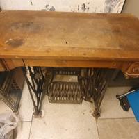 Mobili macchine da cucire Vintage 