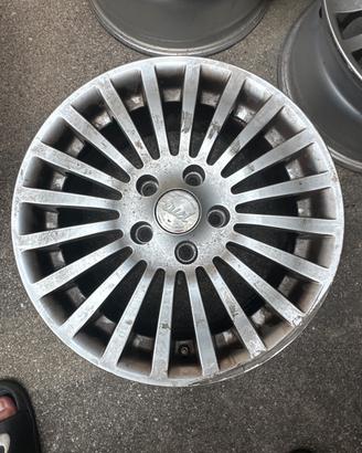 3 Cerchi in lega ZCW da 17”